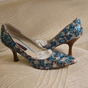Mojo Moxy Turquoise Floral Embellished Heels